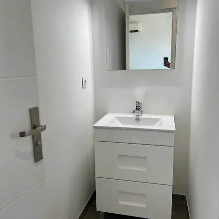 Superbe Maison T4 Avec Clim Et Jacuzzi Au Centre Villa
