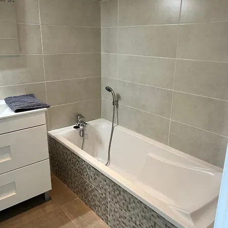 Superbe Maison T4 Avec Clim Et Jacuzzi Au Centre * Mauguio